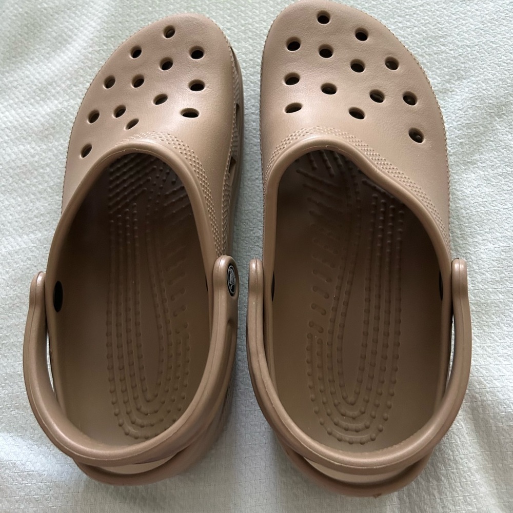 Classic Crocs Clogs, Women’s Size 10, NWOT in Khaki/Tan Color
